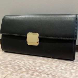Cuyana Black Leather Chain Wallet
